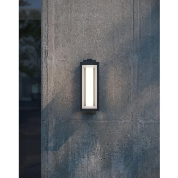 Blake 18   LED Outdoor Wall Sconce with Battery Backup, Black Finish For Sale